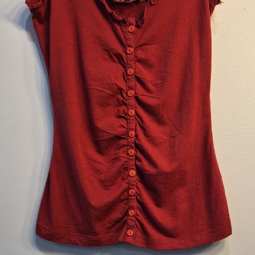 RW&CO. Maroon Ruffled Button-Front Tank - Picture 2 of 9